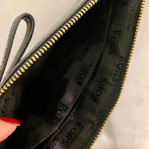 MICHAEL KORS BLACK LEATHER MAKE-UP BAG OR SMALL HANDBAG NEW WITHOUT TAGS (NWOT) - Picture 5 of 8